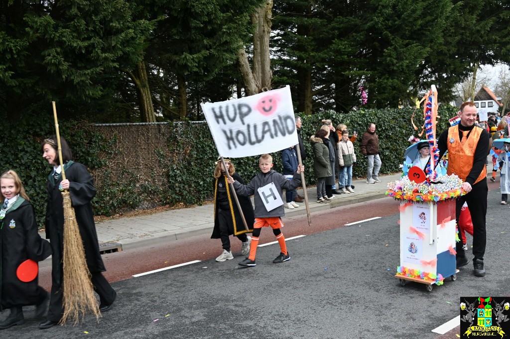 ../Images/Kinderoptocht 2025 017.jpg